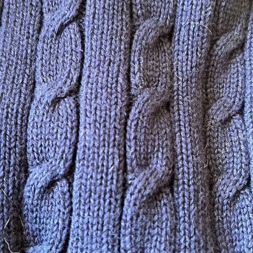 TALBOTS SHOET SLEEVE‎ CABLE KNIT SWEATER SIZE P